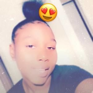 Meet your Posher, Quinnterra